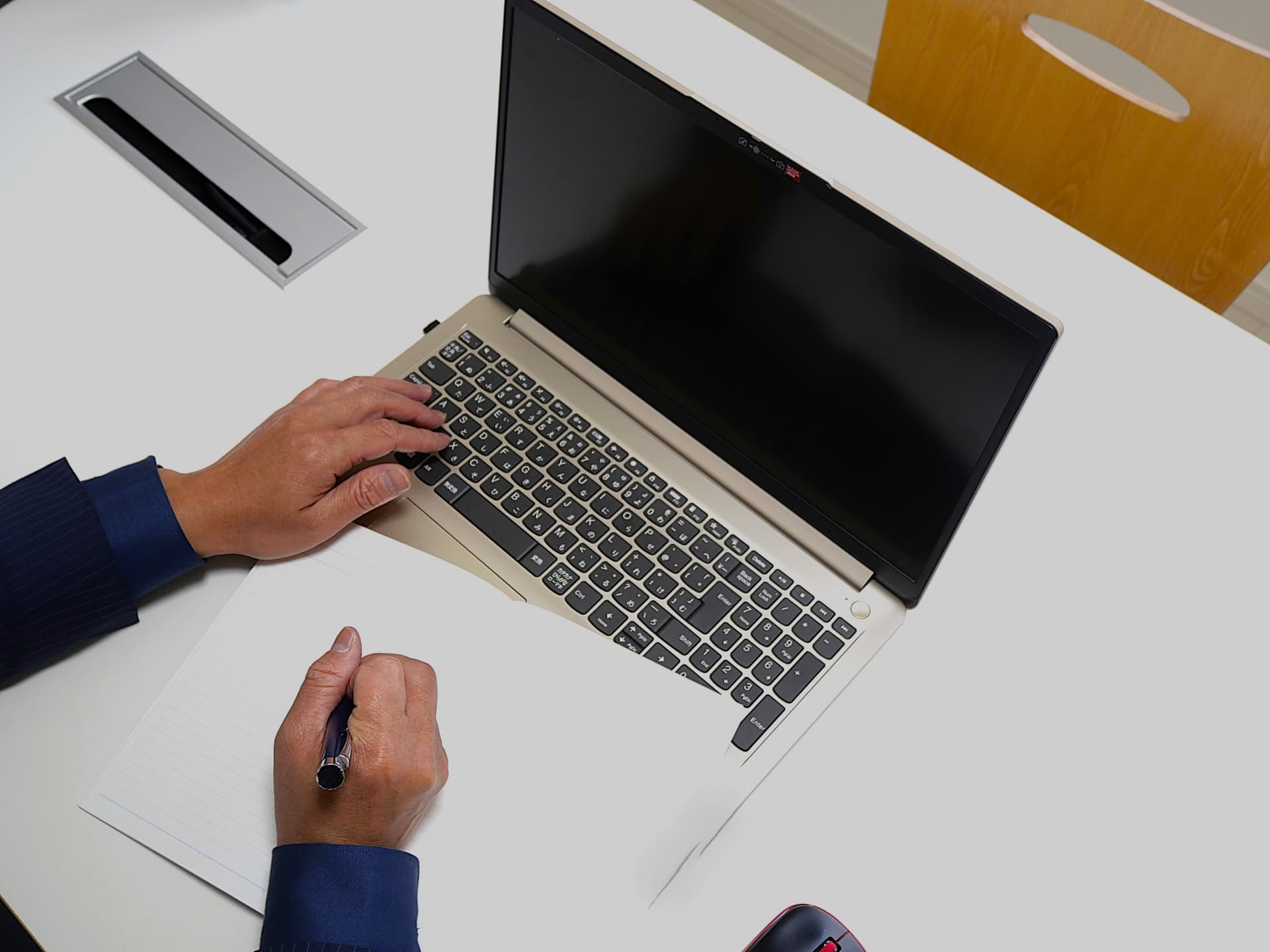 技術分野における最高峰の資格にチャレンジ!【技術士入門~前編~】