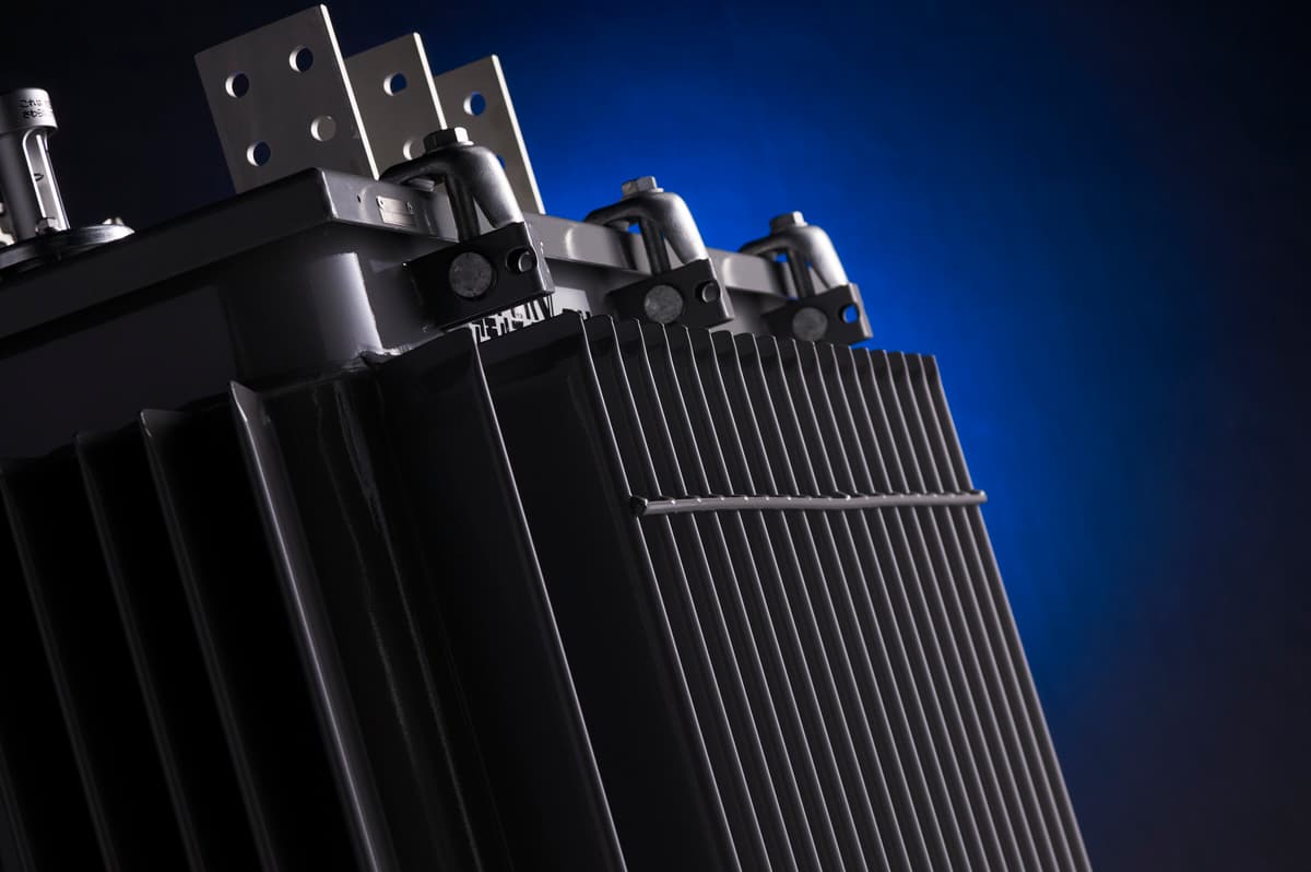 トップランナー変圧器、第三次判断基準の適合モデルがデビューへ